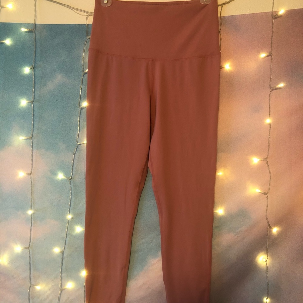 Queenieke Salmon Athletic Leggings